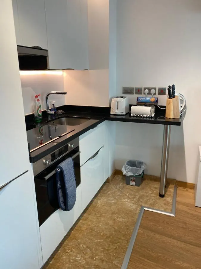アパート ジブラルタルRooftop Pool Apt With Spectacular Views And Central Locationアパートメント