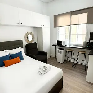  Apartment Stylish Centre - Grand House