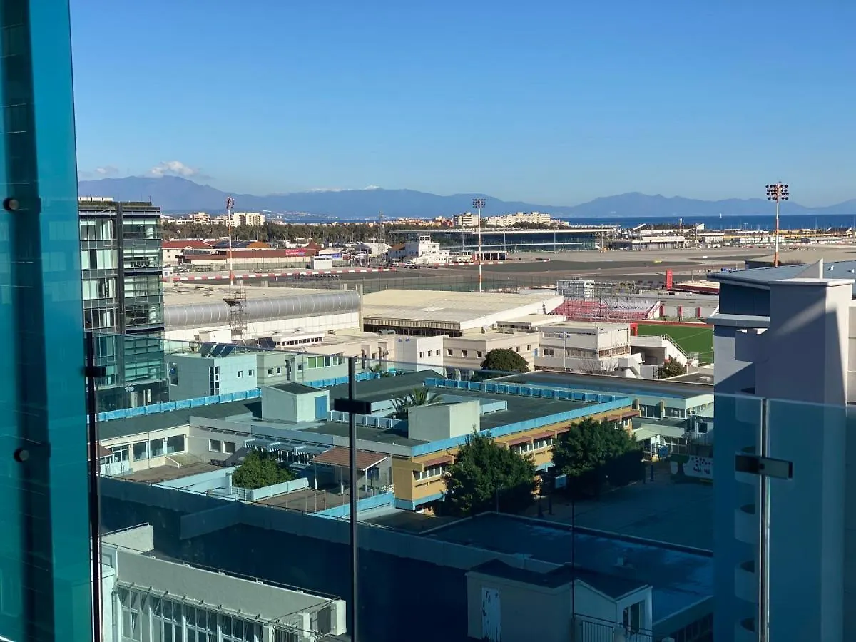 Rooftop Pool Apt With Spectacular Views And Central Location Gibraltar 0*,  Gibraltar