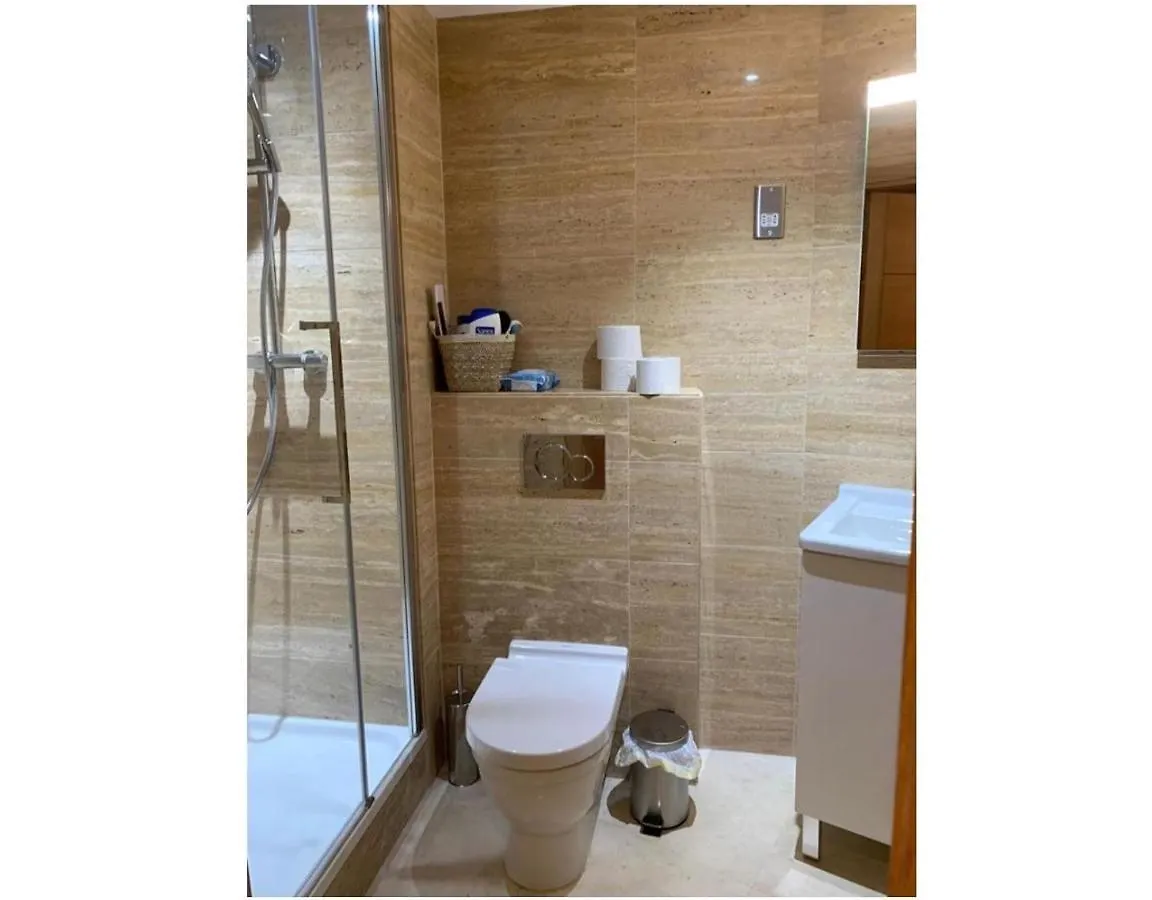 Rooftop Pool Apt With Spectacular Views And Central Location Gibraltar