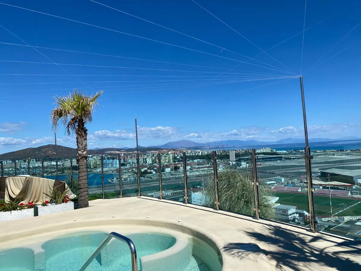 Rooftop Pool Apt With Spectacular Views And Central Location Gibraltar Apartment